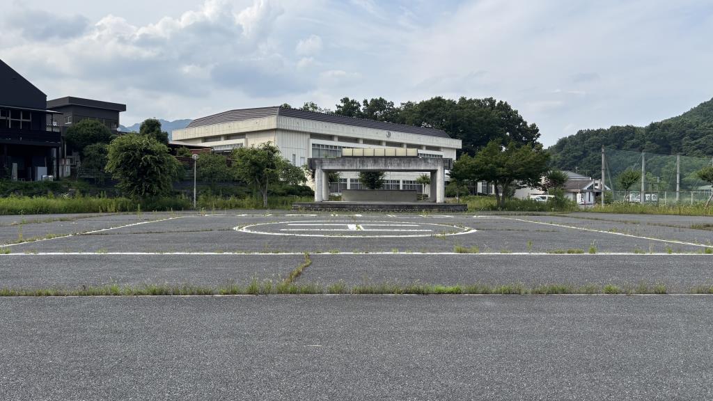 吉田取方総合運動公園イベント広場